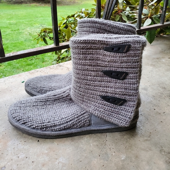 Crochet Bearpaw boots - Picture 1 of 6